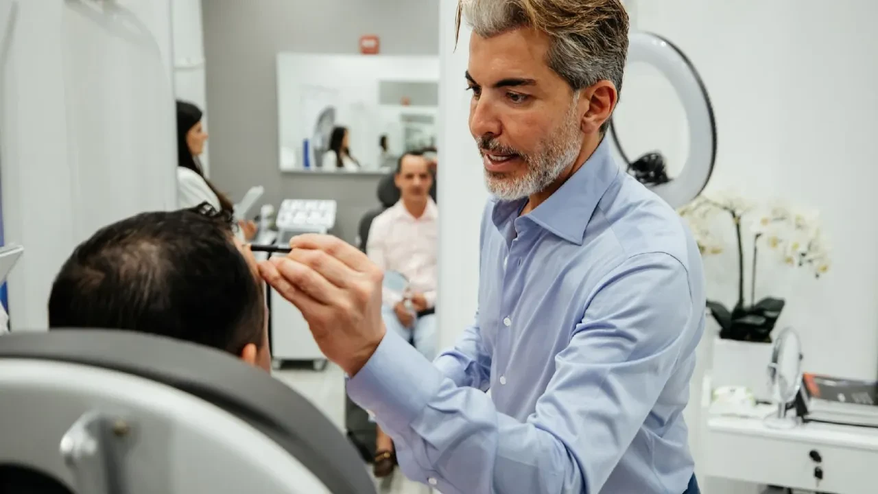 Avrupa’nın En İyi 3 Saç Ekimi Kliniği (2025)