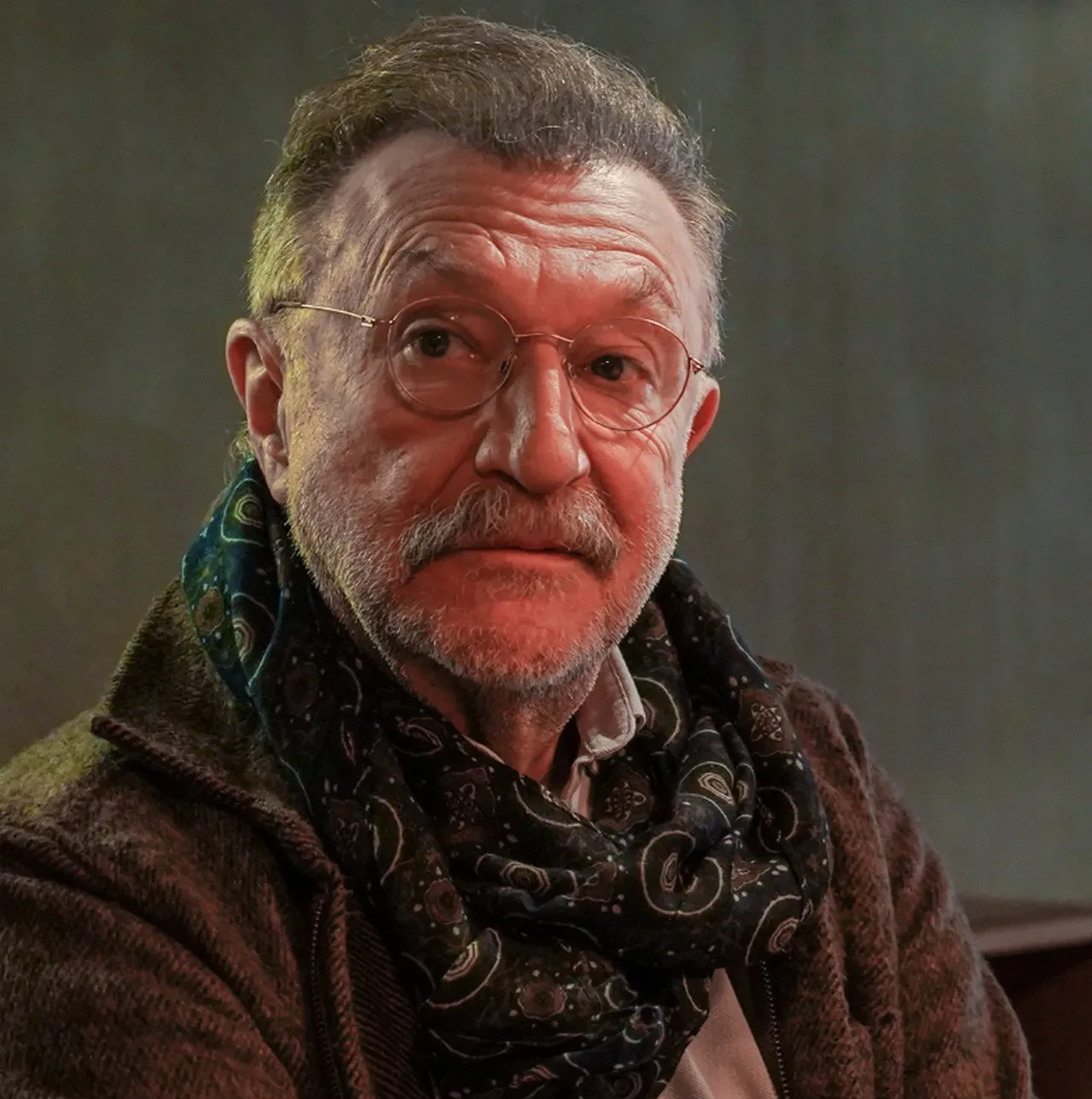 Çağatay Ulusoy'lu Uyuyan Adam filmine iki usta oyuncu dahil oldu 