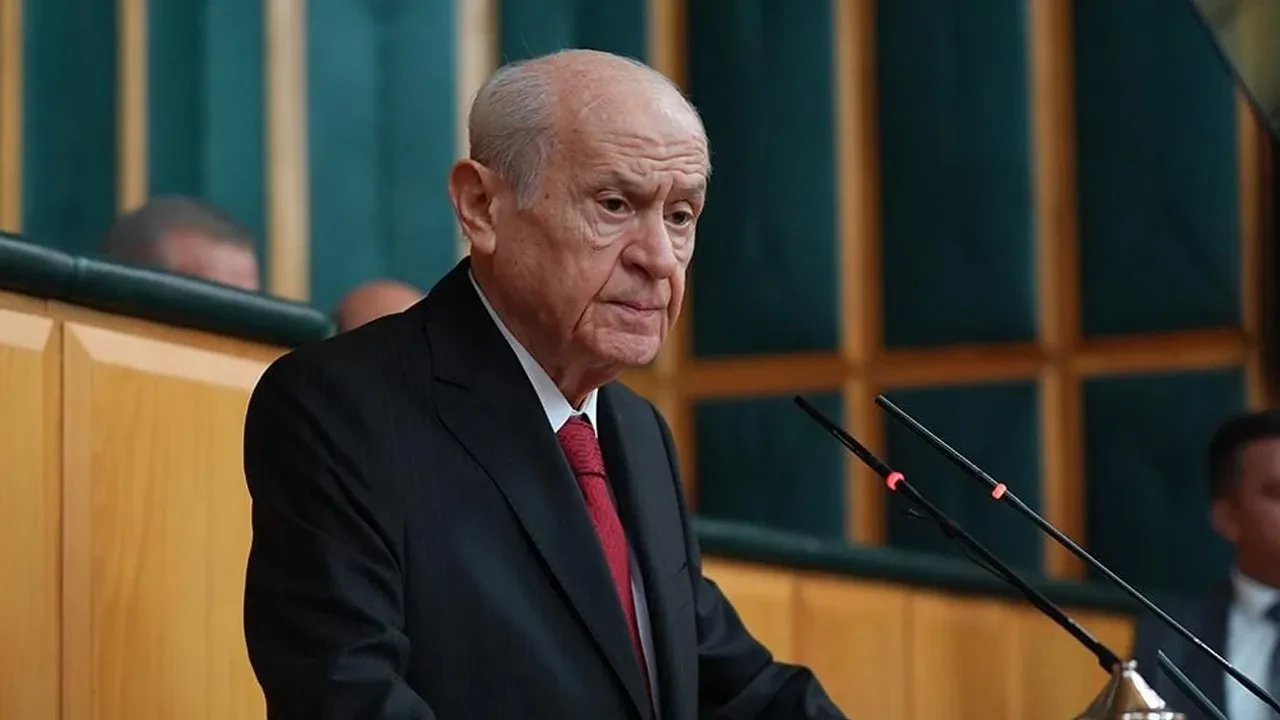 Devlet Bahçeli'den 15 Temmuz mesajı: Hainlerin başı ezildi