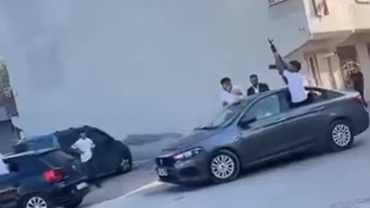 Düğünde maganda terörü! Uzun namlulu silahlarla kutlama yaptılar