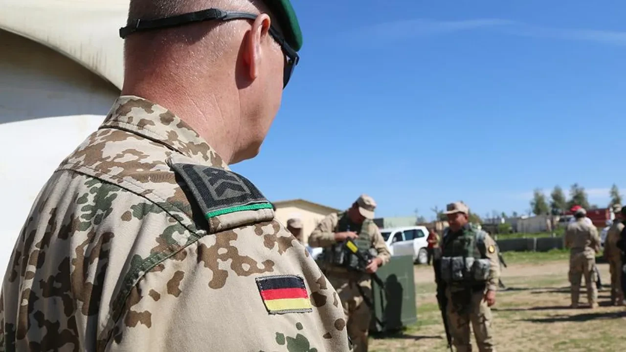 Gönüllü asker sıkıntısı yaşanıyor! Almanya zorunlu askerliği gündeme aldı