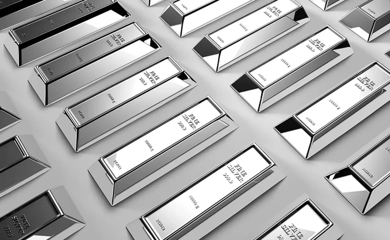 Gümüş fiyatı sert yükseldi! Artış sürecek mi? Finans uzmanlarından fiyat öngörüsü