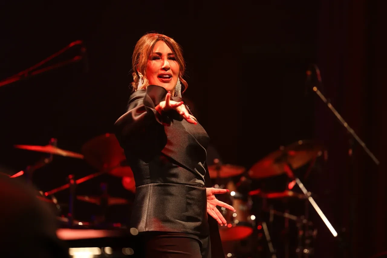 Hadise'nin dansı Nükhet Duru ile Atilla Atasoy'u karşı karşıya getirdi: Gözlerine perde mi indi?
