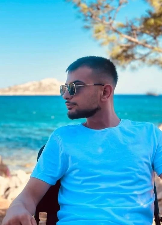 Kontrolünü kaybetti, bariyerlere girdi! Korkunç kazada 1 ölü, 1 yaralı