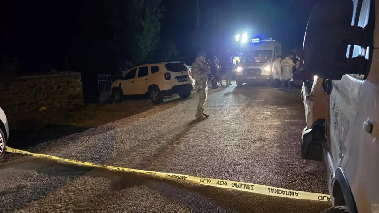 Köyde dehşet! Muhtarla oğlunu öldürdü: Nedenini duyan aynı şeyi soruyor