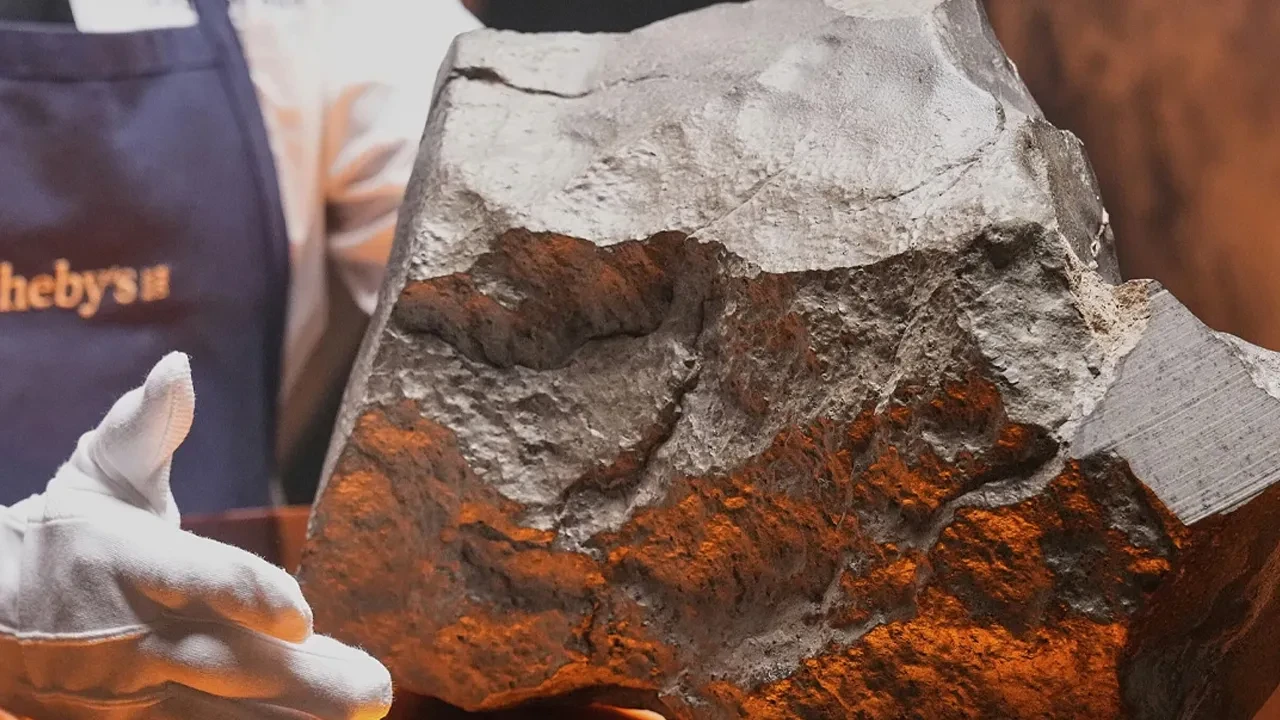Mars'tan kopan parça satışa çıktı! İstenilen rakam dudak uçuklattı 