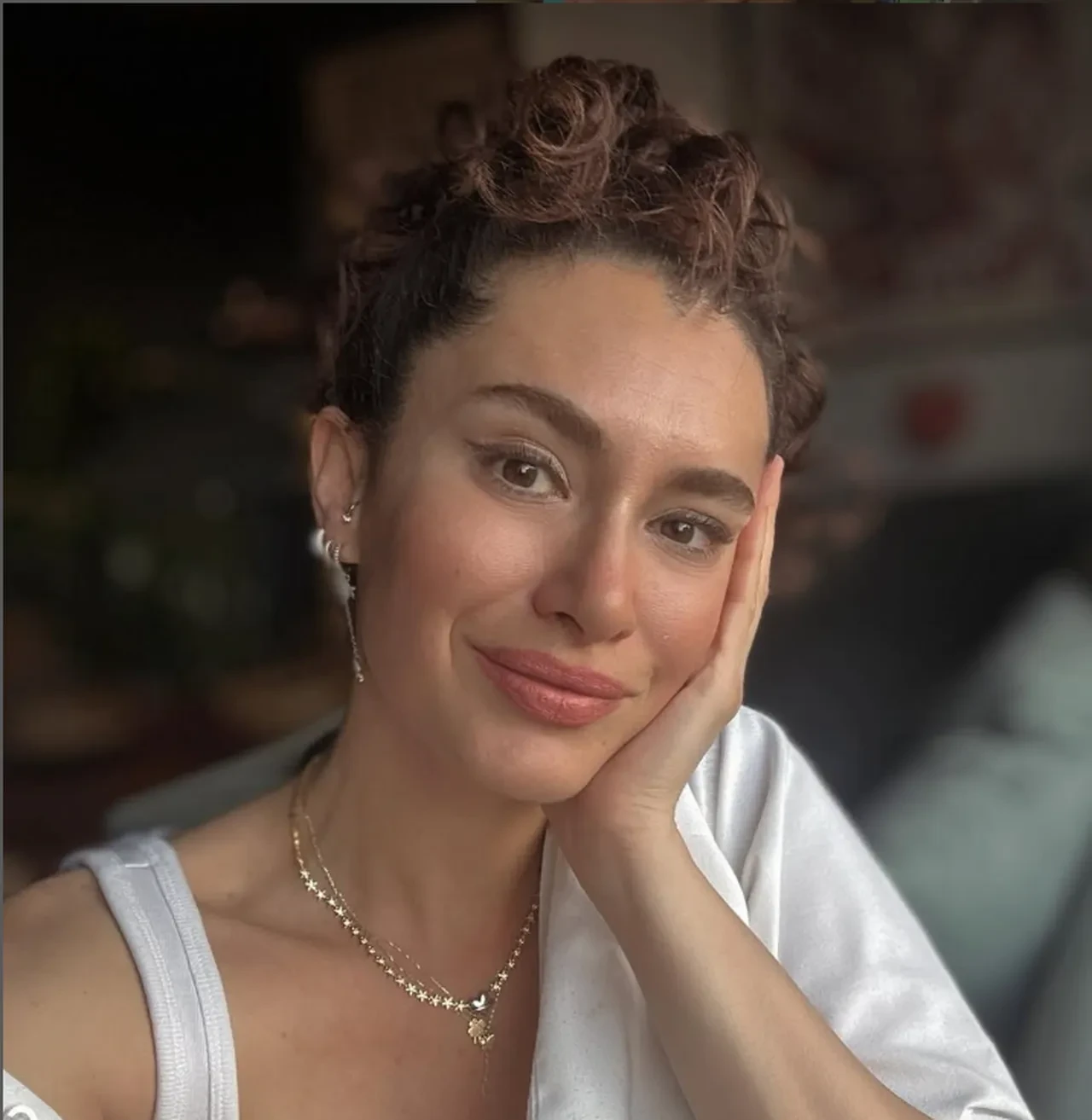 Mehmet Günsür'un partneri Güneşin Kızları'nın yıldızı oldu 