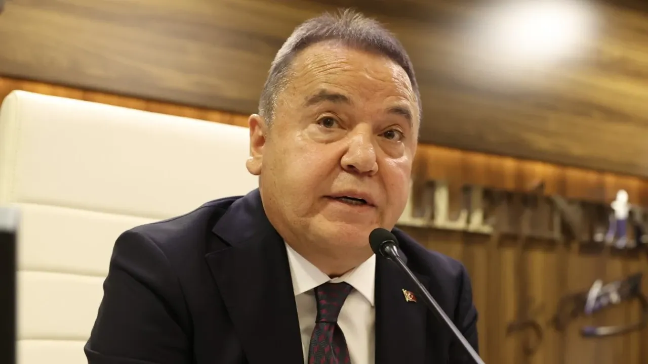 Muhittin Böcek neden hastaneye kaldırıldı? Muhittin Böcek’in sağlık durumu ne?