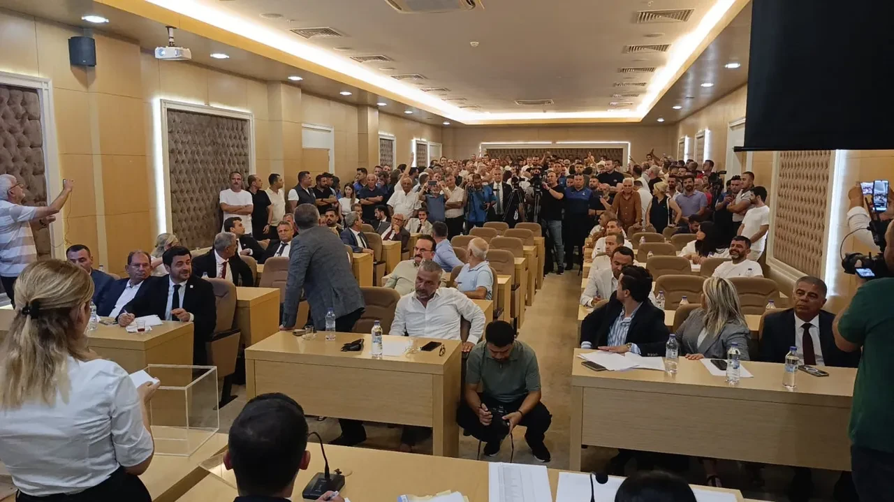 Manavgat Belediye Başkanı Niyazi Nefi Kara'nın yerine gelecek isim belli oldu!