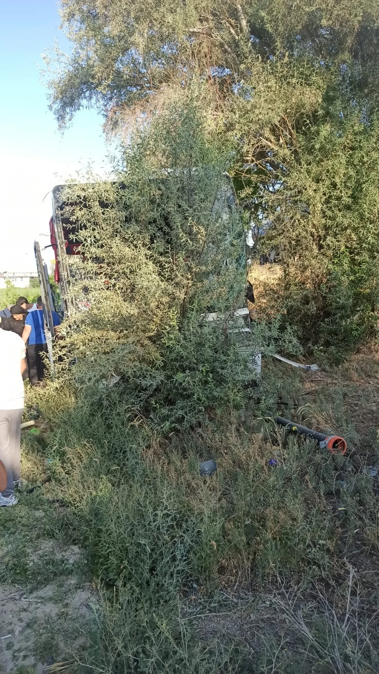 Yolcu otobüsü yürekleri ağza getirdi! 7 yaralı