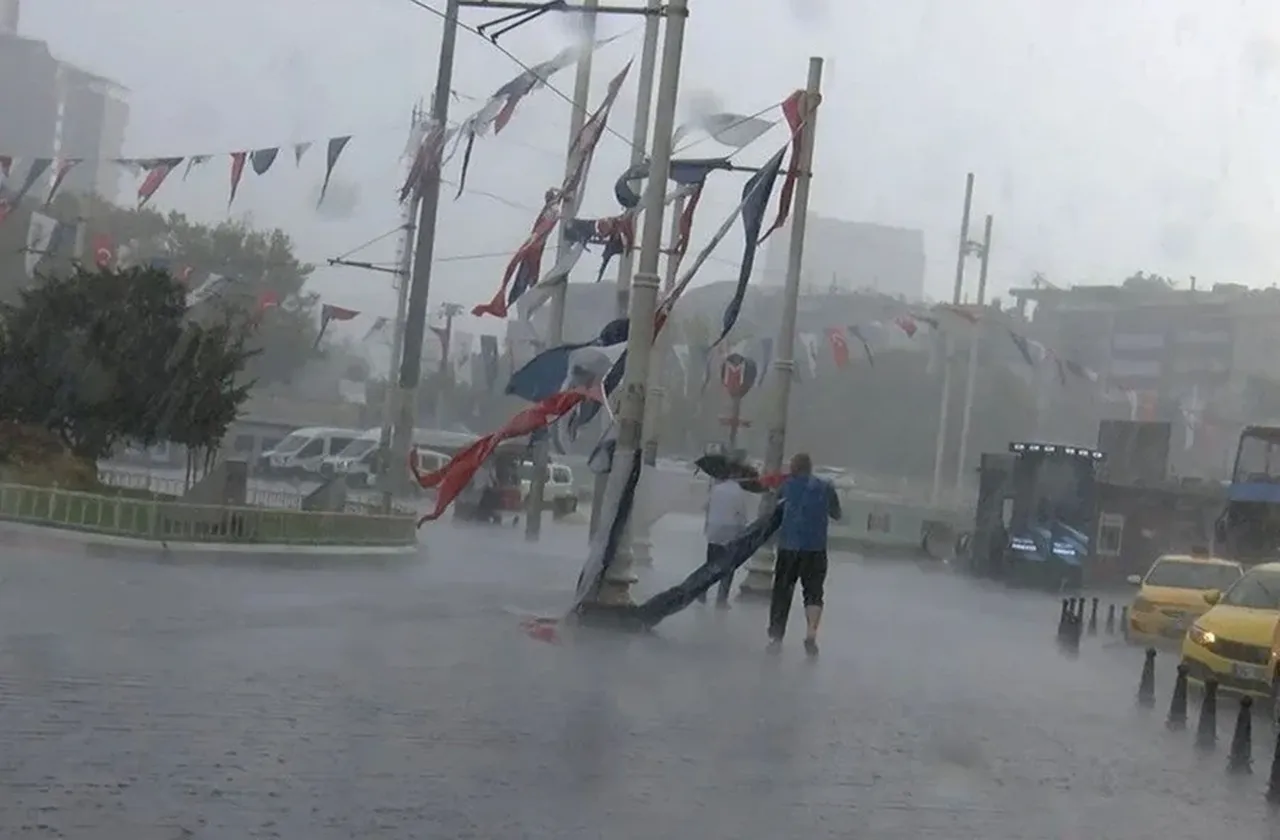 Ankara Valiliği'nden vatandaşlara uyarı! Sıcak havaya yağmur molası