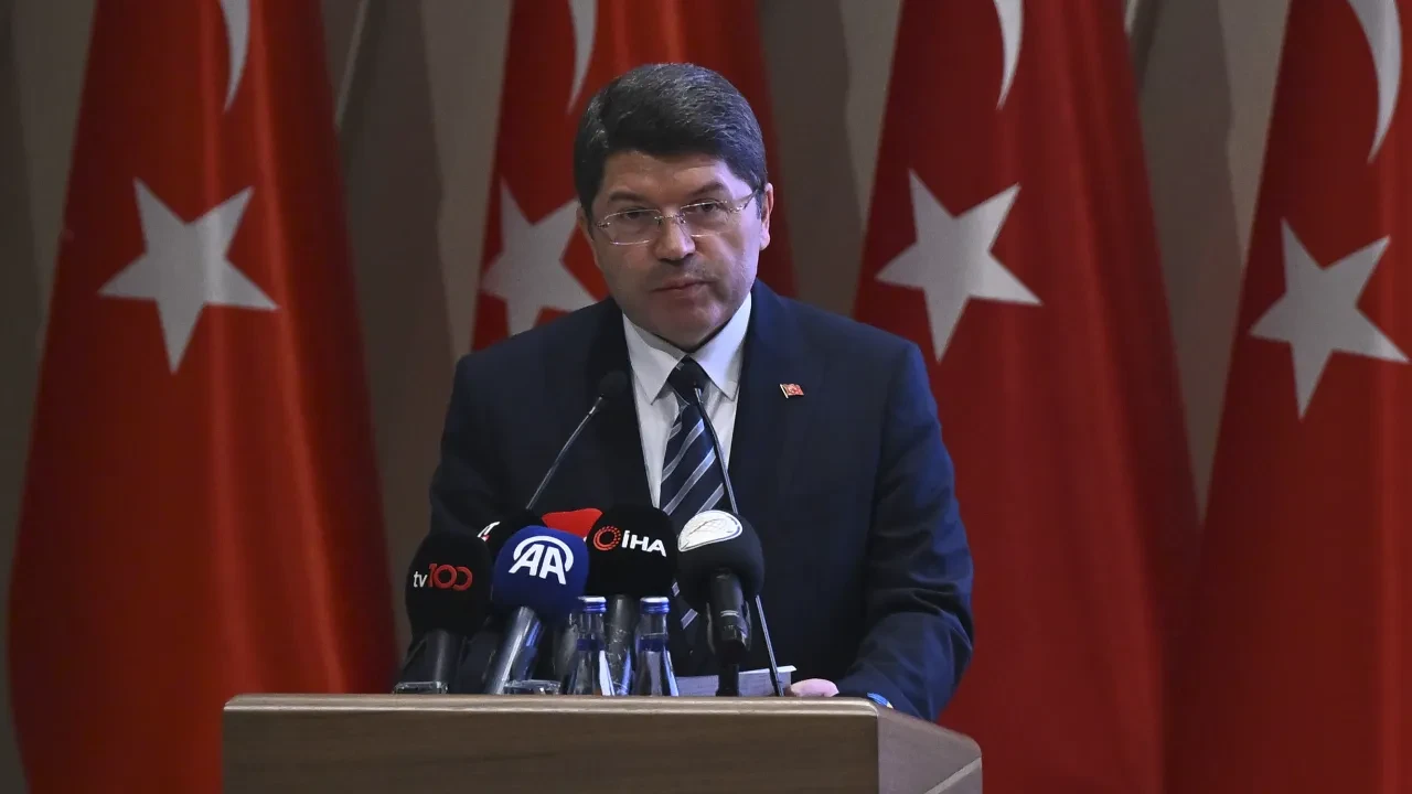 Bakan Tunç 15 Temmuz gecesini anlattı: ABD'den de Avrupa'dan da destek göremedik