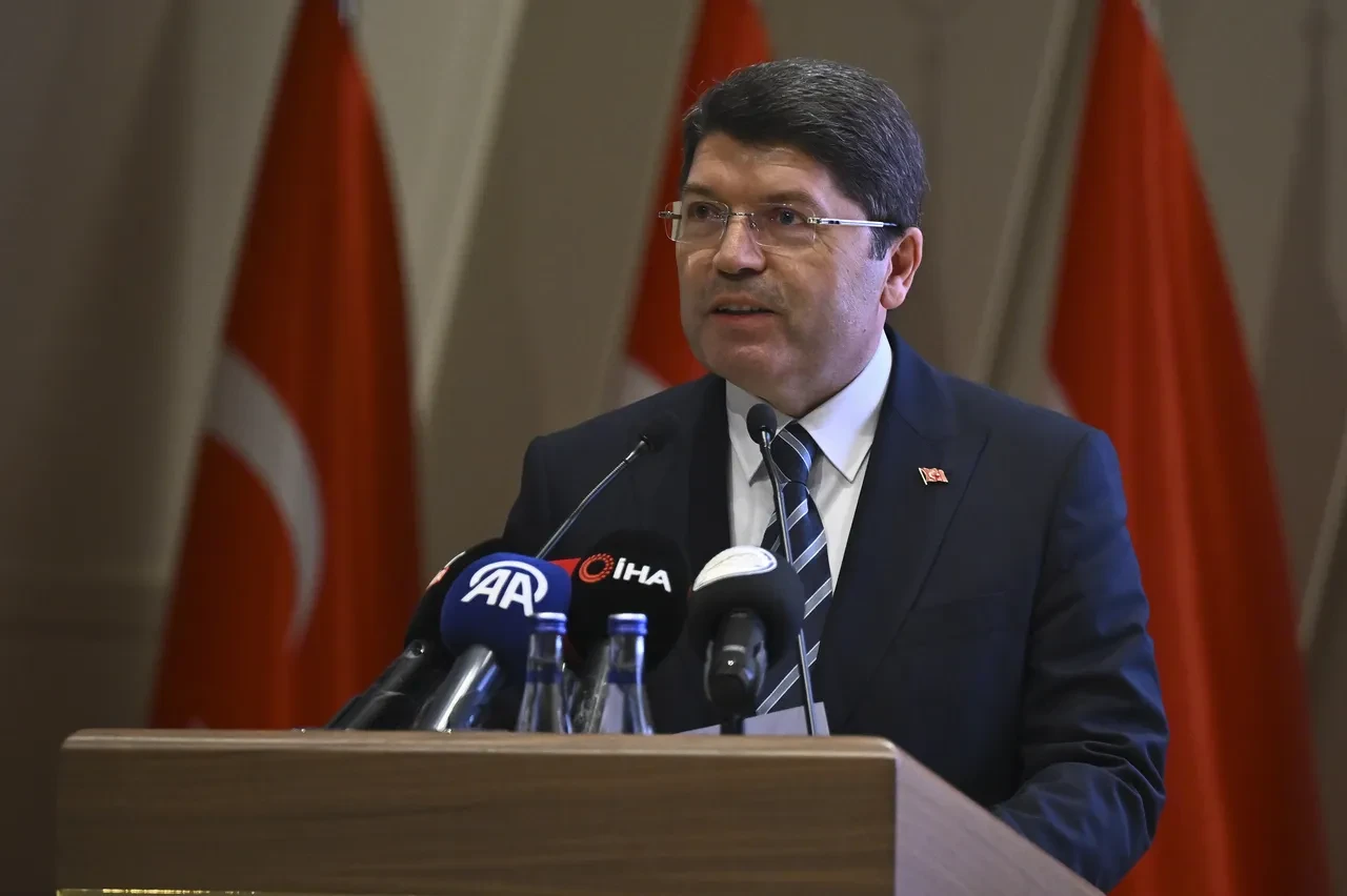 Bakan Tunç 15 Temmuz gecesini anlattı: ABD'den de Avrupa'dan da destek göremedik