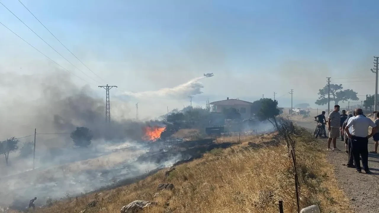 Çanakkale ve Tekirdağ'da korkutan yangın! Evler küle döndü, hayvanlar öldü, köylüler sinir krizi geçirdi