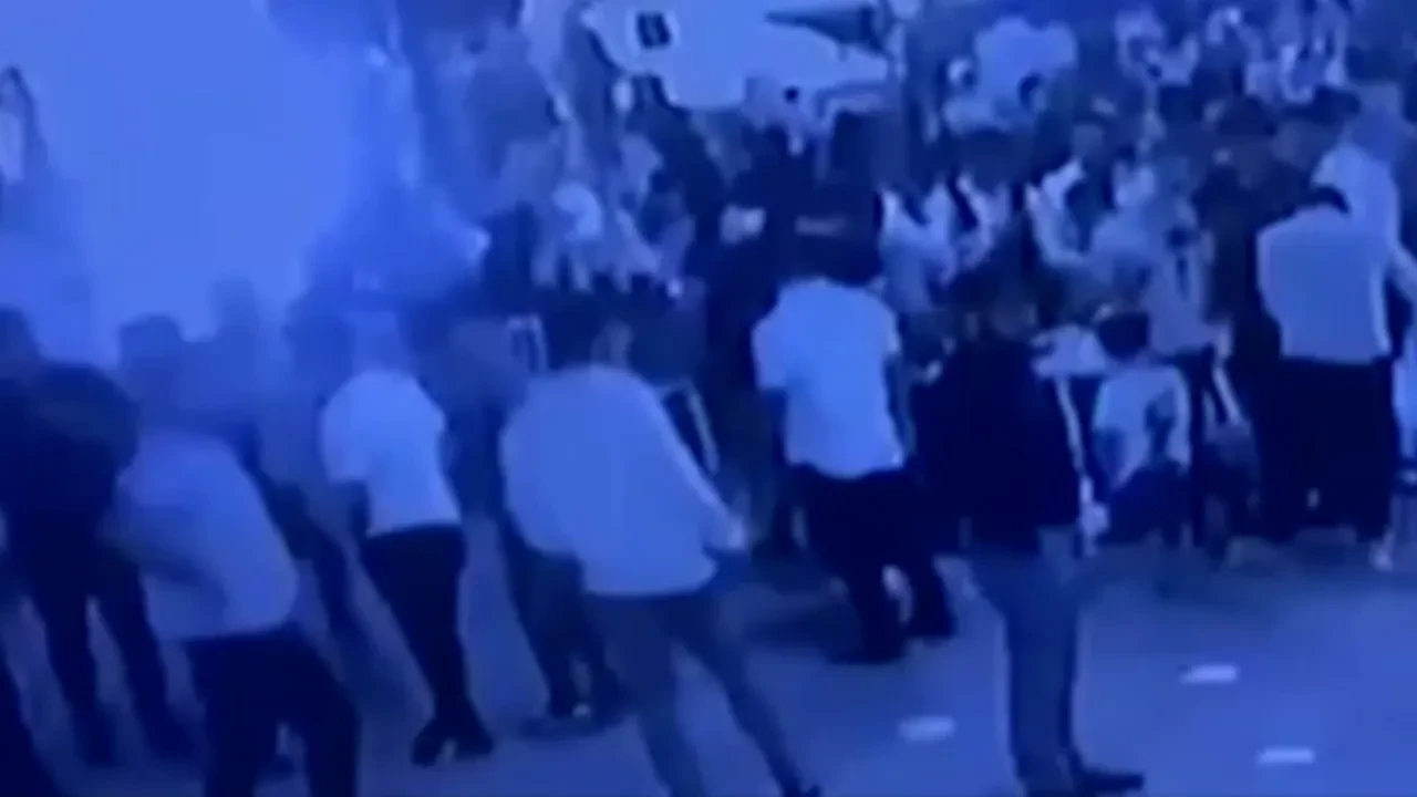 Davetliler düğüne geldiğine bin pişman oldu! 