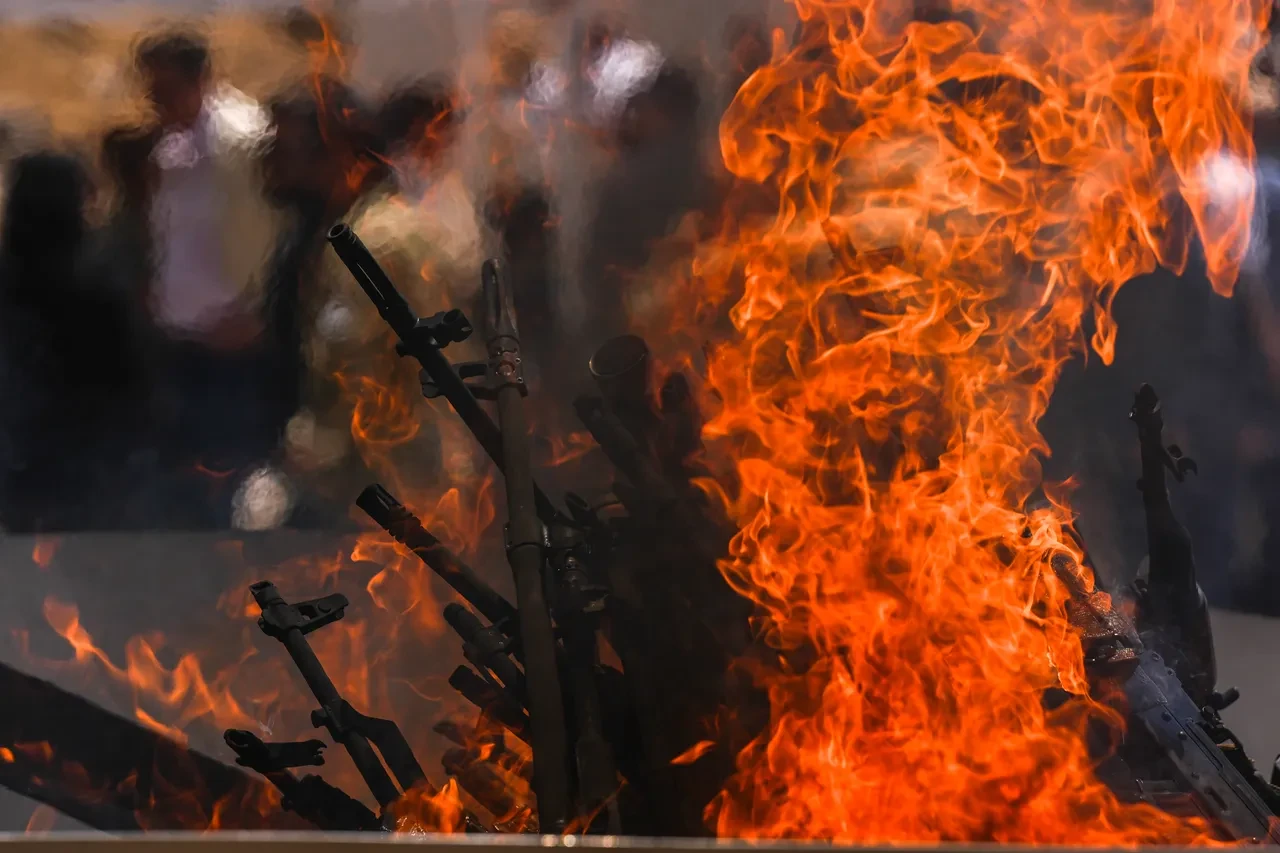 DEM Parti'den 'Terörsüz Türkiye' mesajı! 'Yakılan ateş barış umudunu harladı'