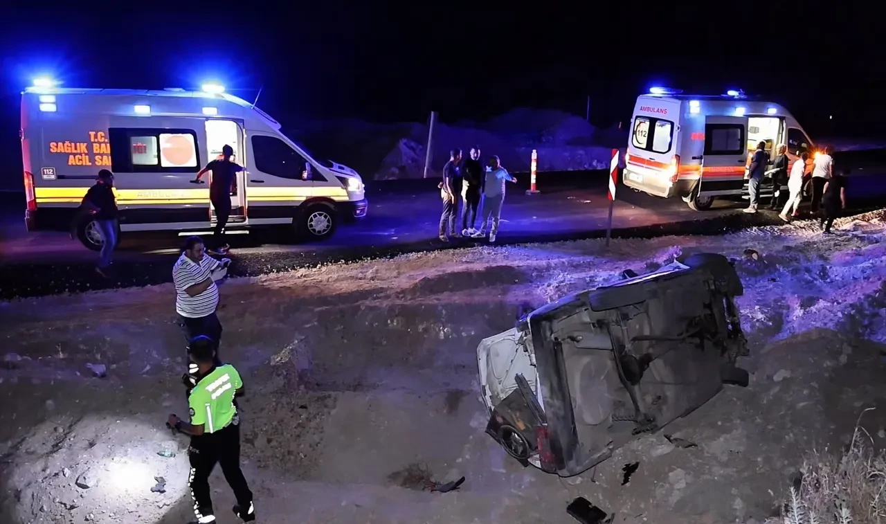 Hem ehliyetsiz hem de alkollü! Faciadan dönüldü!