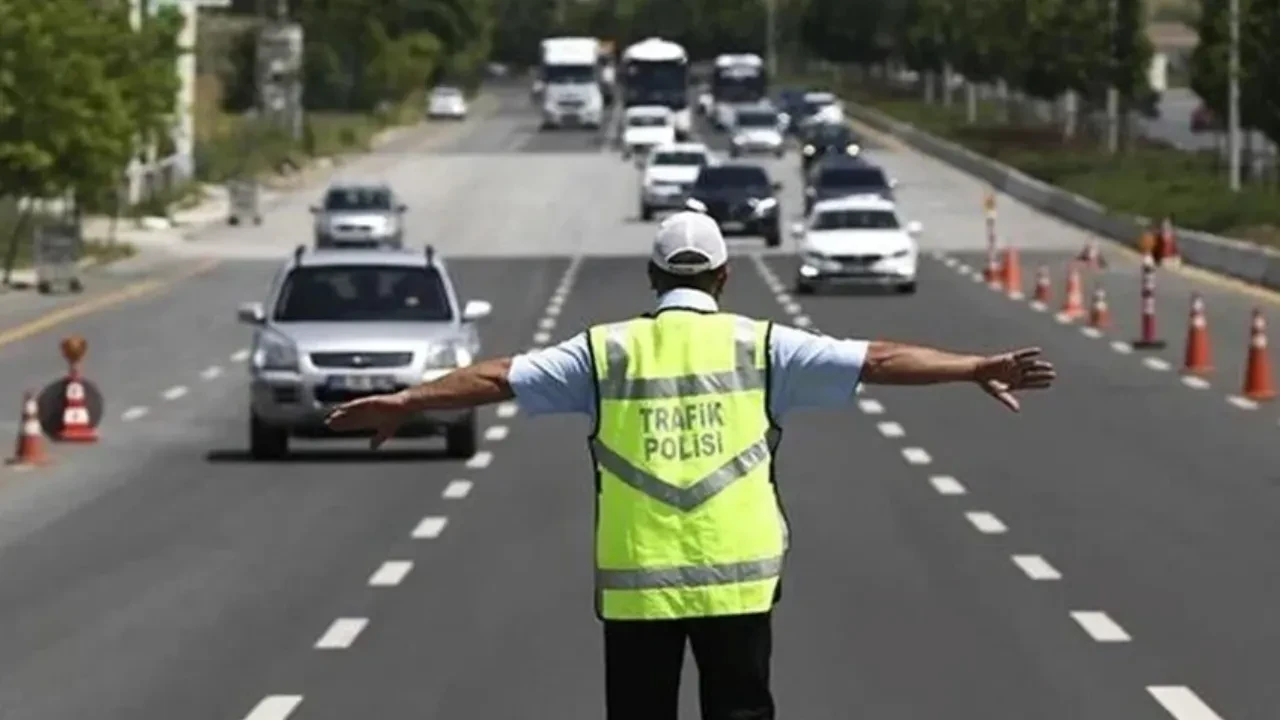İstanbul Valiliği duyurdu! Bu yollar trafiğe kapatılacak