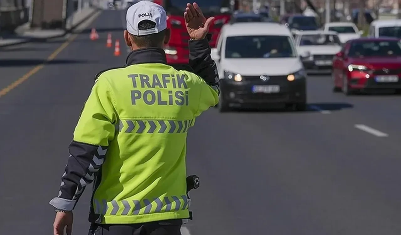 İstanbul Valiliği duyurdu! Bu yollar trafiğe kapatılacak