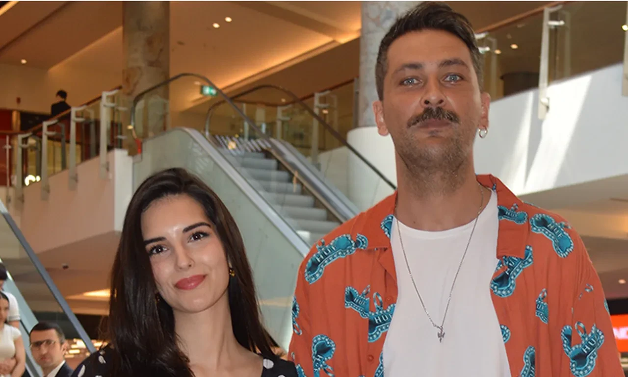Son Yaz fanları bu soruyu merak etti! Yasemin Yazıcı ile Onur Tuna'yı tanıştıran isim ortaya çıktı