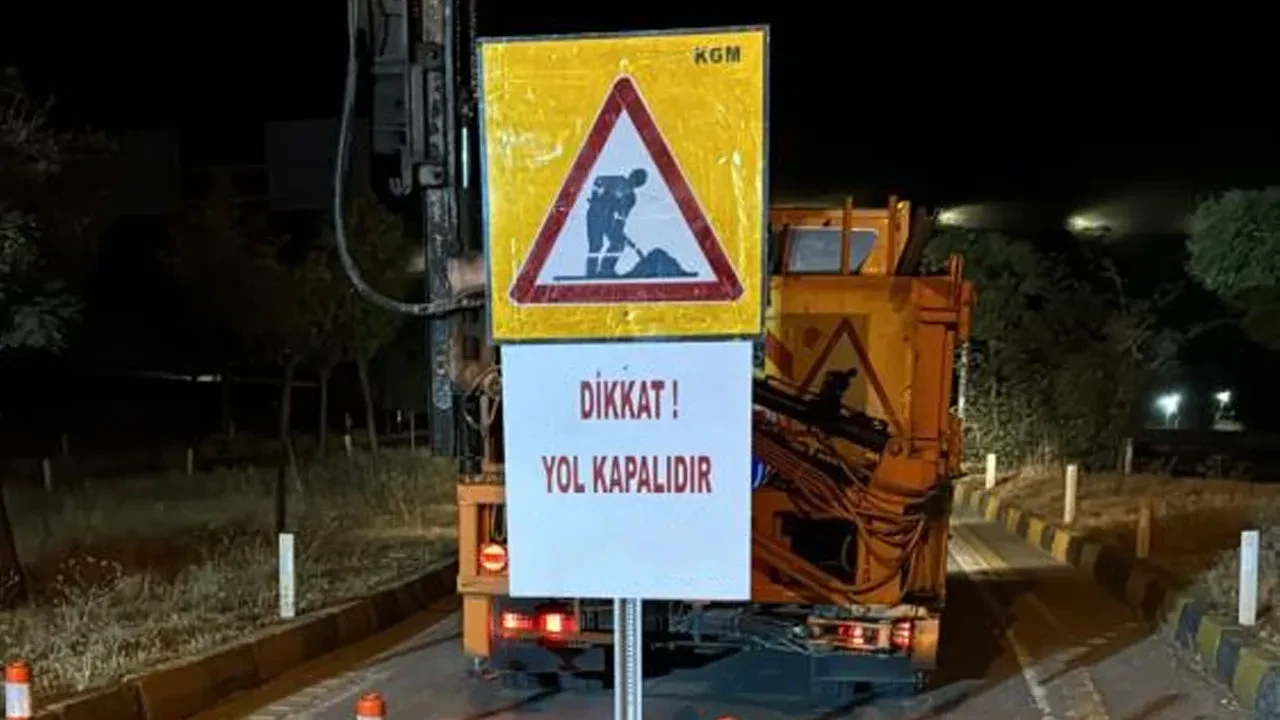 Sürücüler dikkat! Havalimanı yolu trafiğe kapatıldı