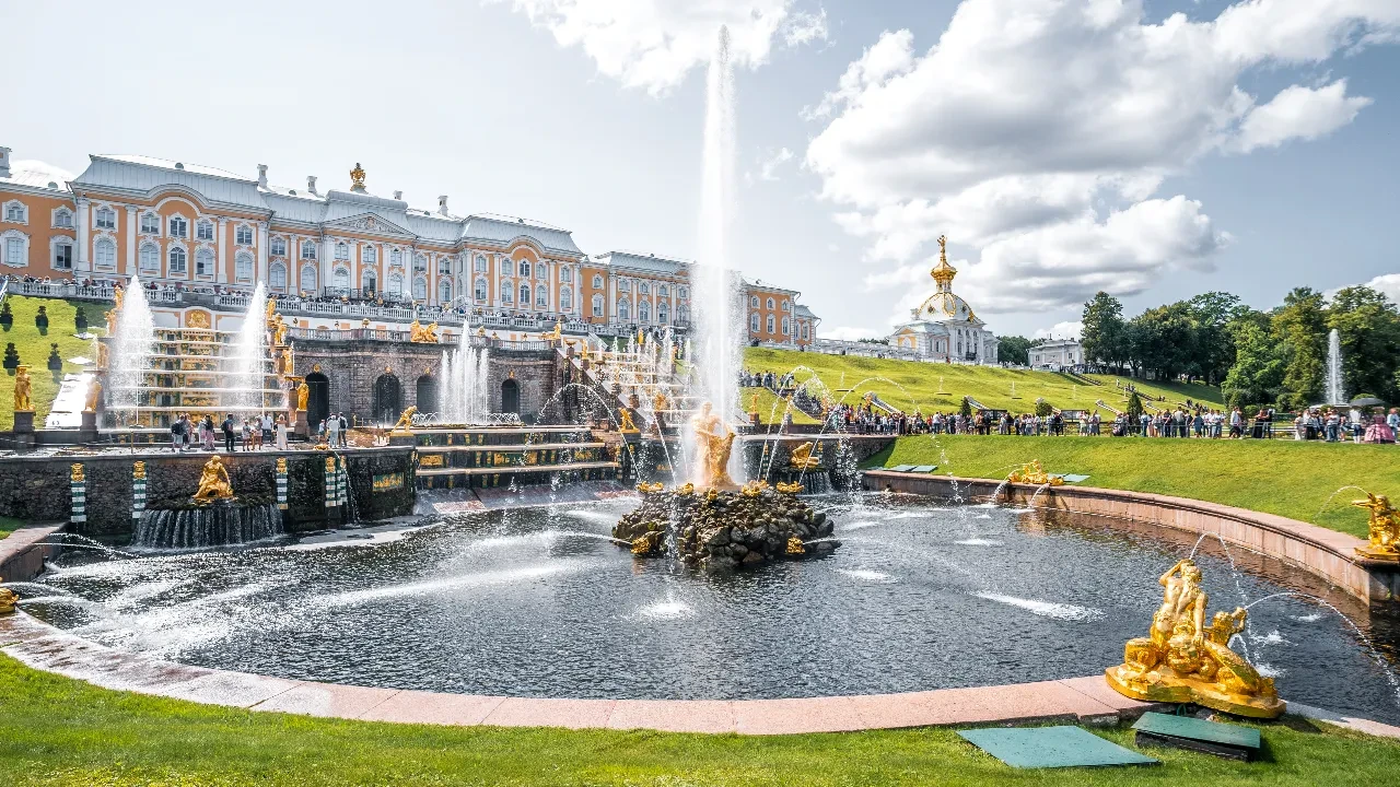 Tarih, kültür ve estetiğin buluşma noktası:  St. Petersburg artık çok daha yakın