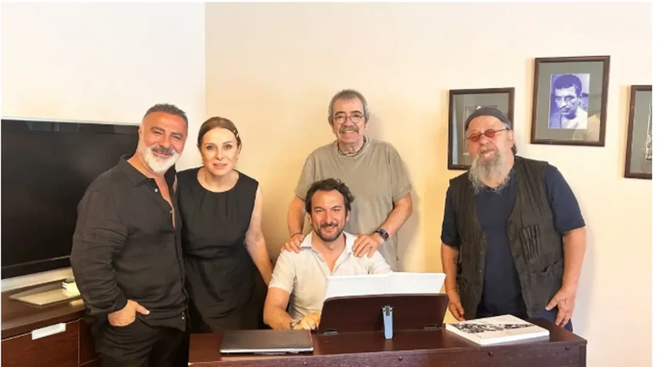 Eski eşler yıllar sonra buluştu! Selçuk Yöntem ile Zuhal Olcay aynı sahnede