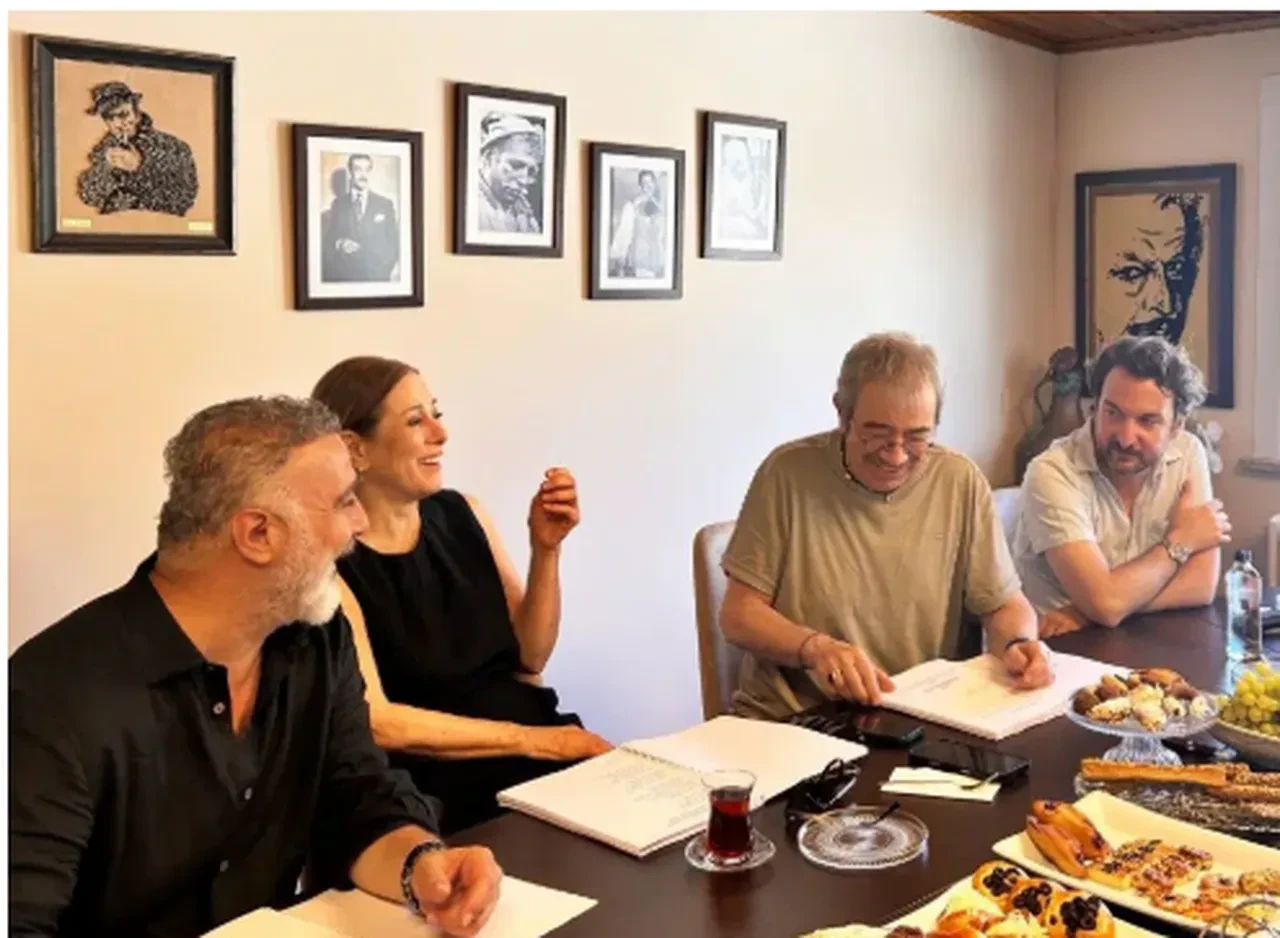 Eski eşler yıllar sonra buluştu! Selçuk Yöntem ile Zuhal Olcay aynı sahnede