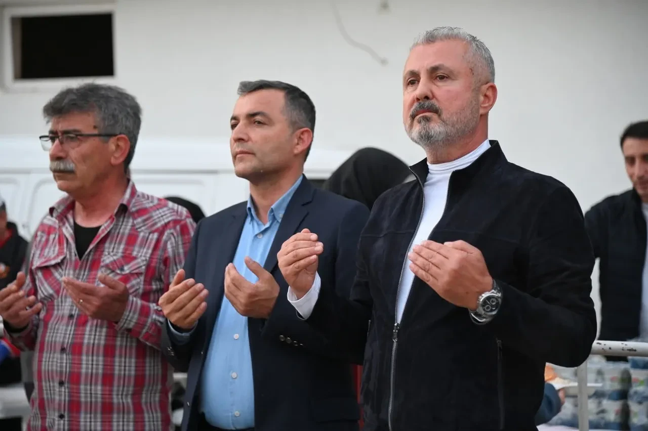 Eski Manavgat Belediye Başkanı Şükrü Sözen CHP’den istifa etti 