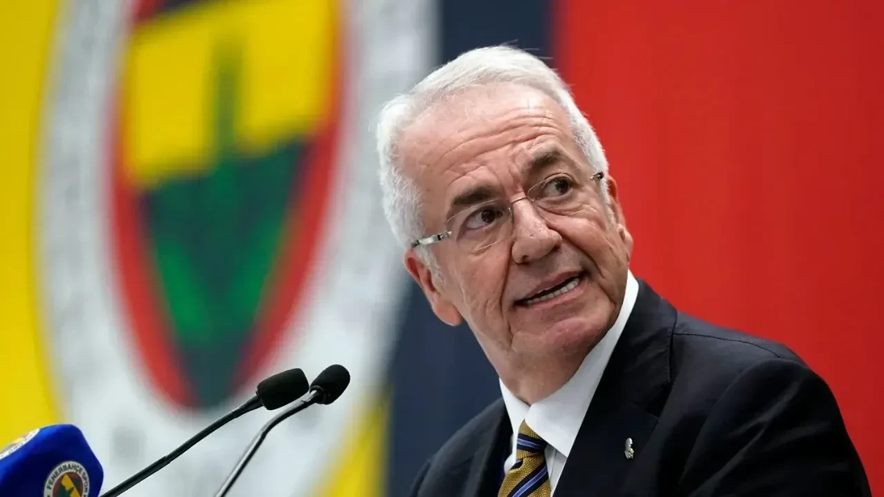 Fenerbahçe'de flaş istifa! KAP'a bildirildi