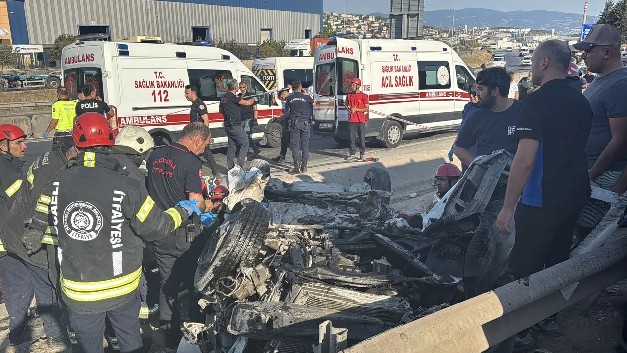 Kocaeli'de 5 kişinin öldüğü kazada tır sürücüsü tutuklandı