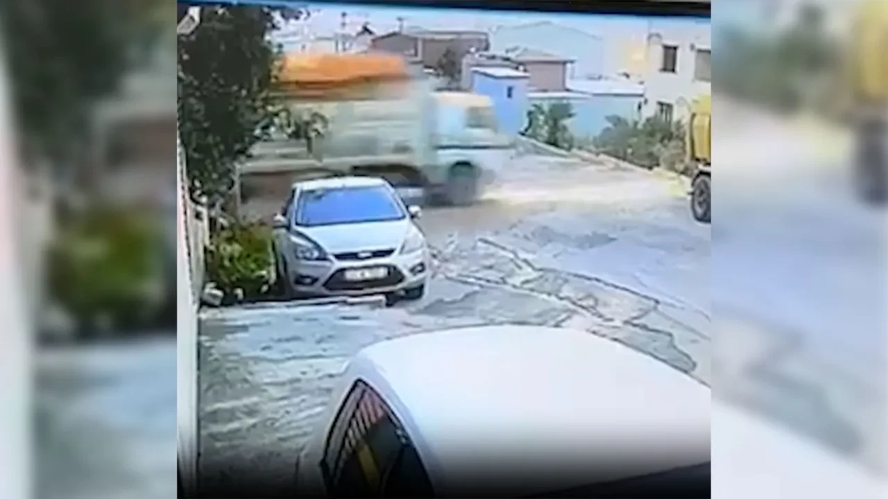 Kontrolünü kaybetti, 8 metreden restorana uçtu! Korkunç anlar kamerada! 