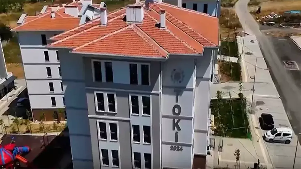 TOKİ açık artırma satışı ne zaman? 158 konut ve 350 iş yeri için iller belli oldu