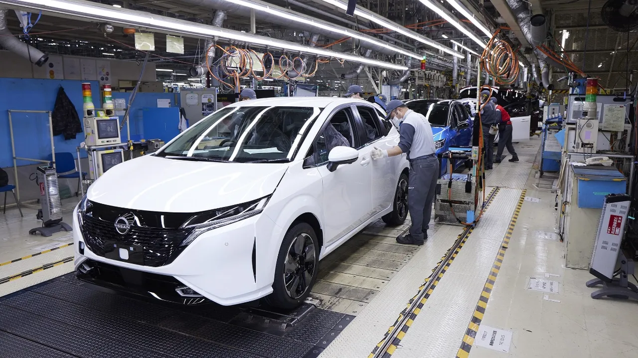 Zor dönemlerden geçen Nissan en köklü fabrikasını kapatıyor