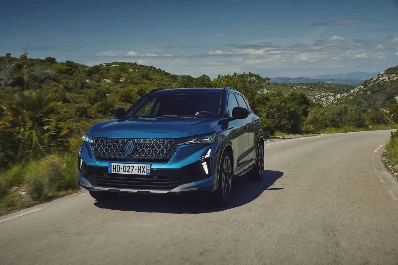 8.4 saniyede 100 km! Yeni Renault Austral satışta