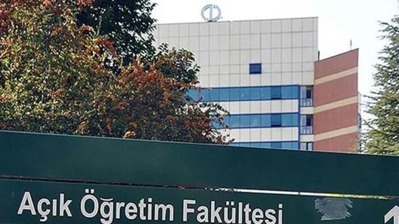 Açıköğretim’de yeni düzenleme! 2 fakülte kapatıldı
