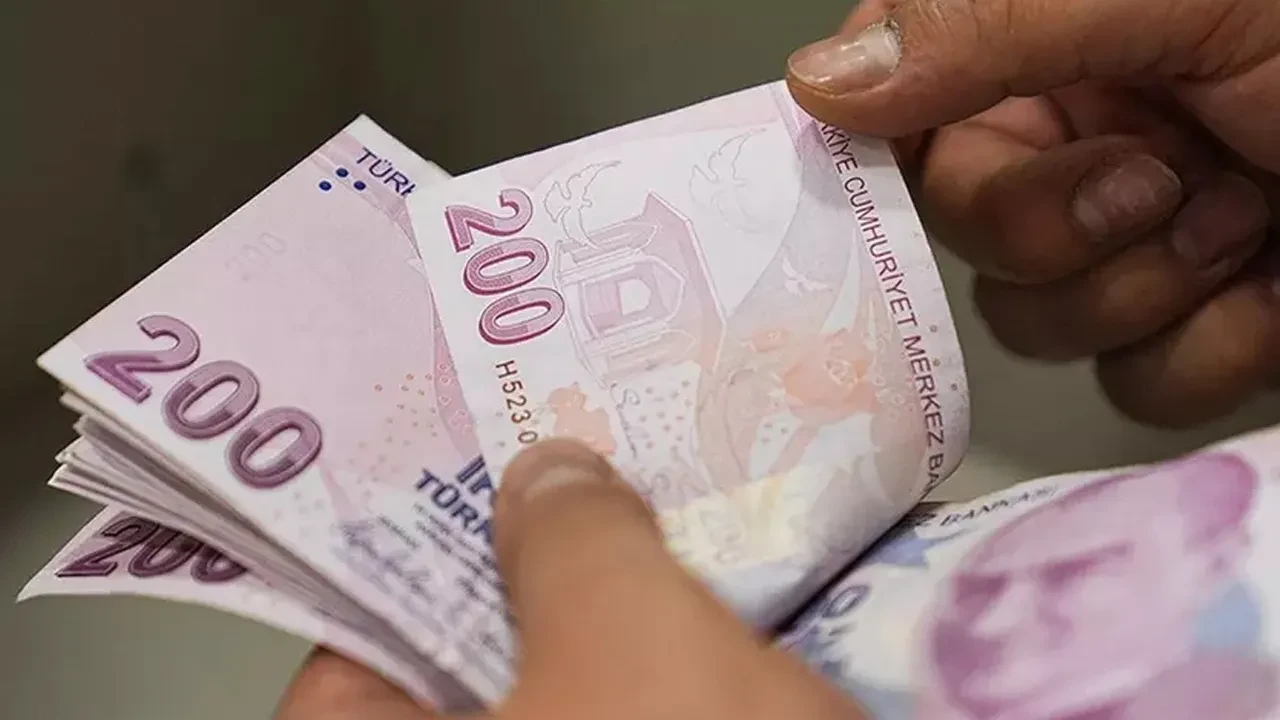 Emekli maaşlarına bloke konulabilecek! Kredi çekenler dikkat: Yargıtay'dan önemli karar