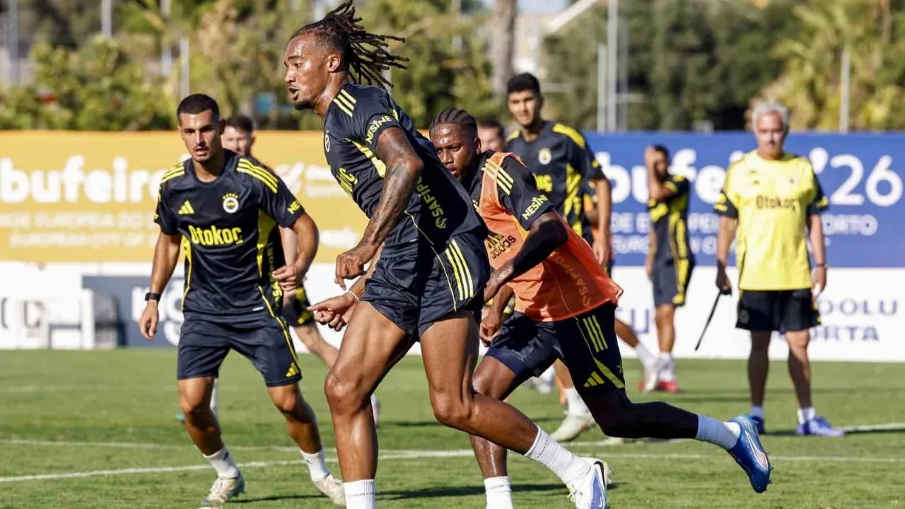 Jhon Duran ve Archie Brown Portimonense maçında oynayacak mı? İlk 11 açıklandı