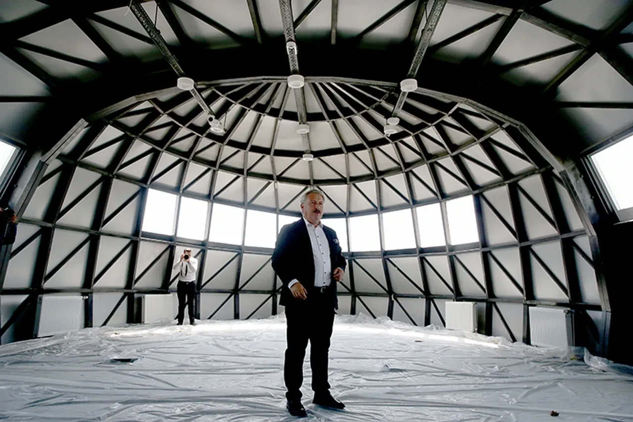 Kayseri'de uçak gibi tasarlanan havacılık lisesi tanıtıldı