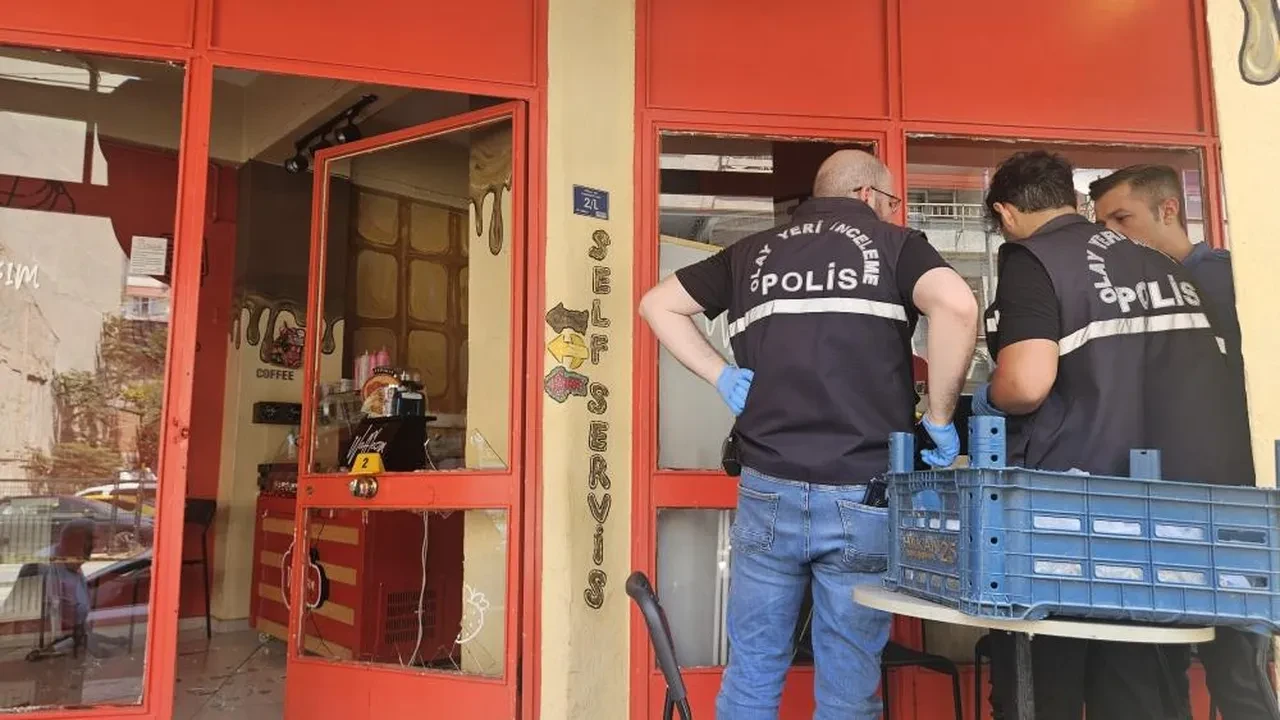 Mağaza müdürü cezayı kendisi kesti, ortalık savaş alanına döndü!