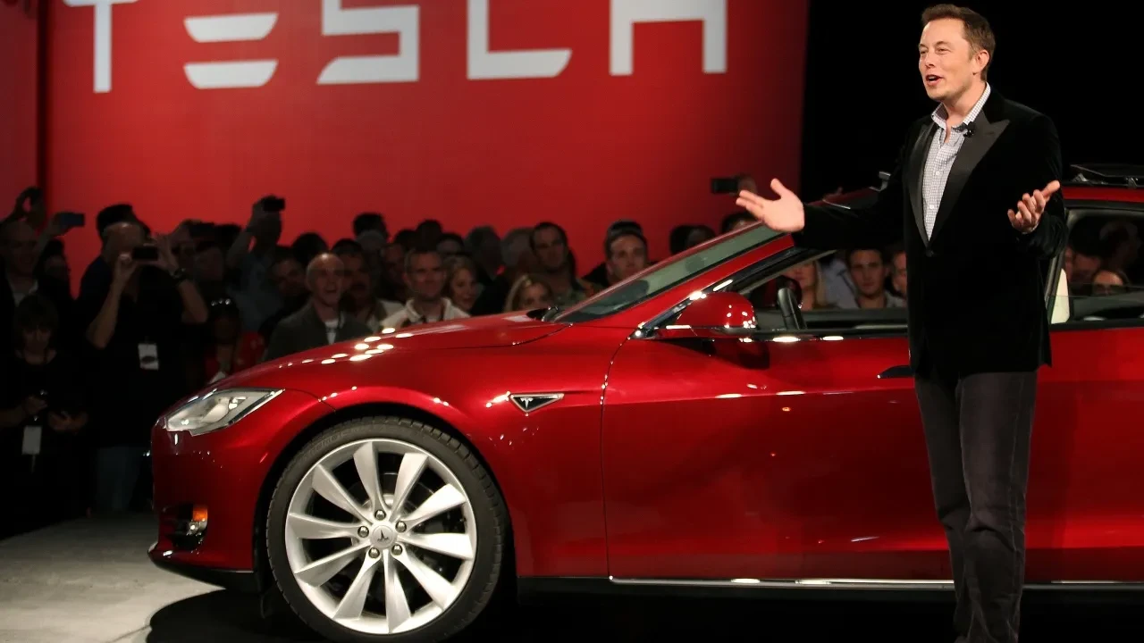 Musk'tan gizemli vaat: Tesla'dan büyük sürpriz geliyor