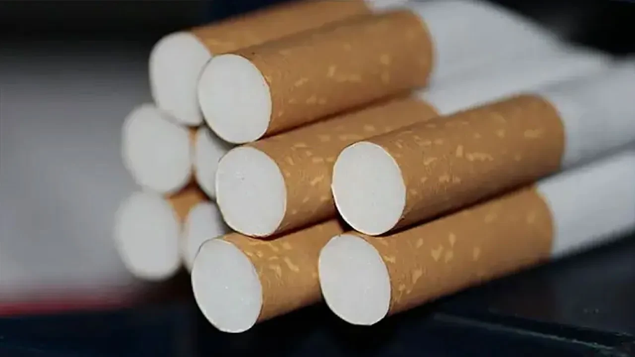 Sigaraya bir ayda ikinci zam! Fiyat listesi değişti