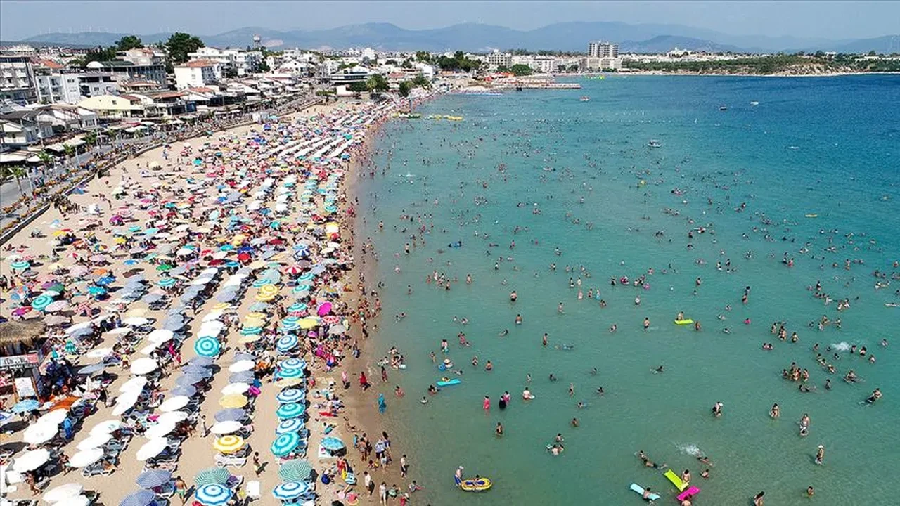Turizmde yeni çalışma modeli: Özgür Erdursun tüm paydaşları uyardı