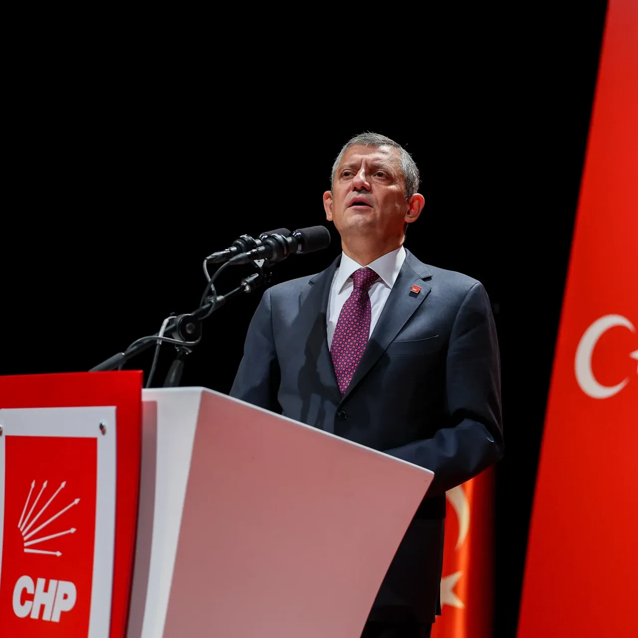 CHP'den kurultay hamlesi! Kongre takvimi belli oldu