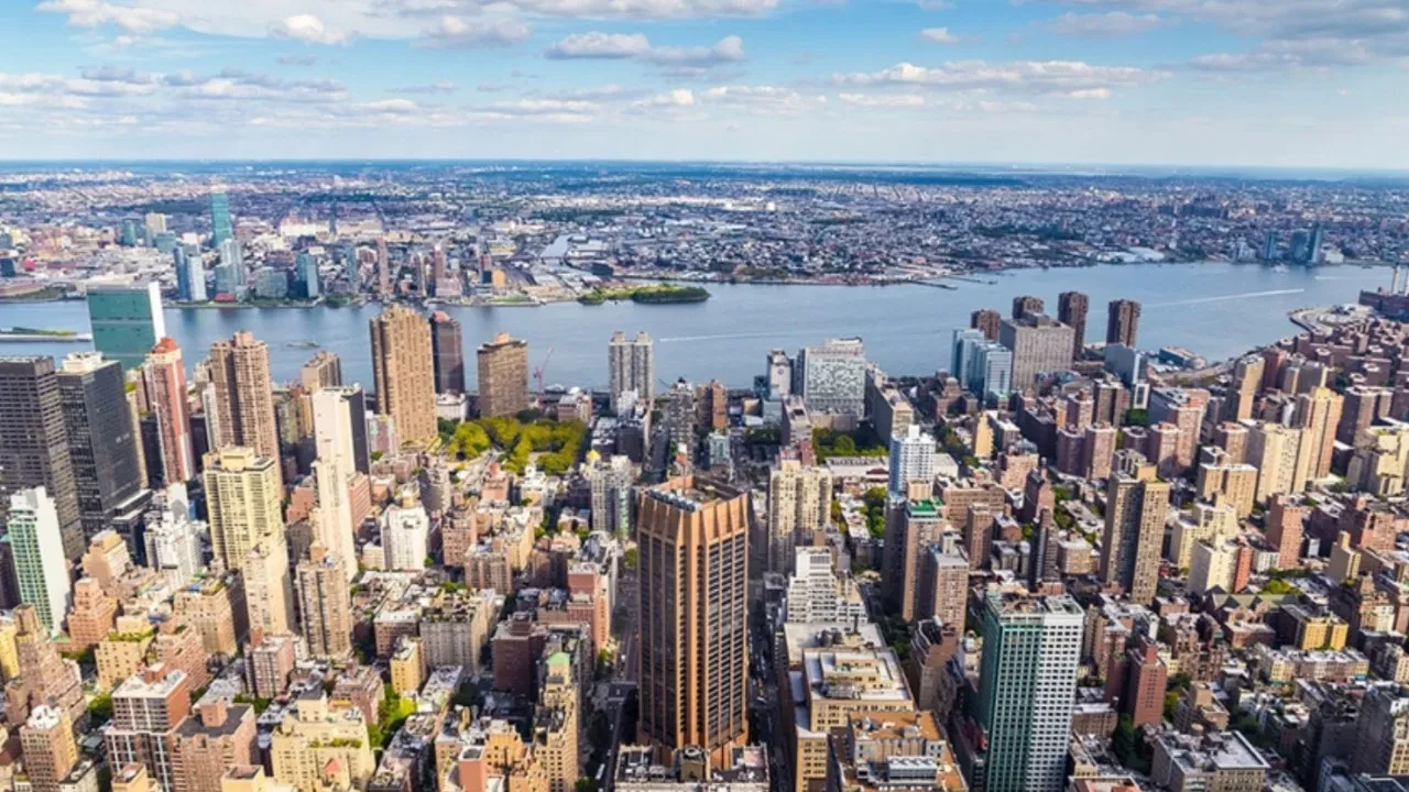 Dünyanın en çok petrol üreten ülkeleri açıklandı! O ülke İran ve Suudi Arabistan’ı geride bıraktı