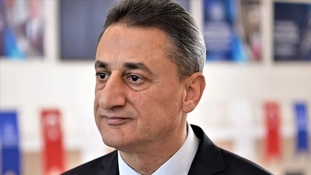 Erol Karaömeroğlu kimdir, öldü mü? Eski Bitlis Valisi Sivas'ta trafik kazası geçirmişti