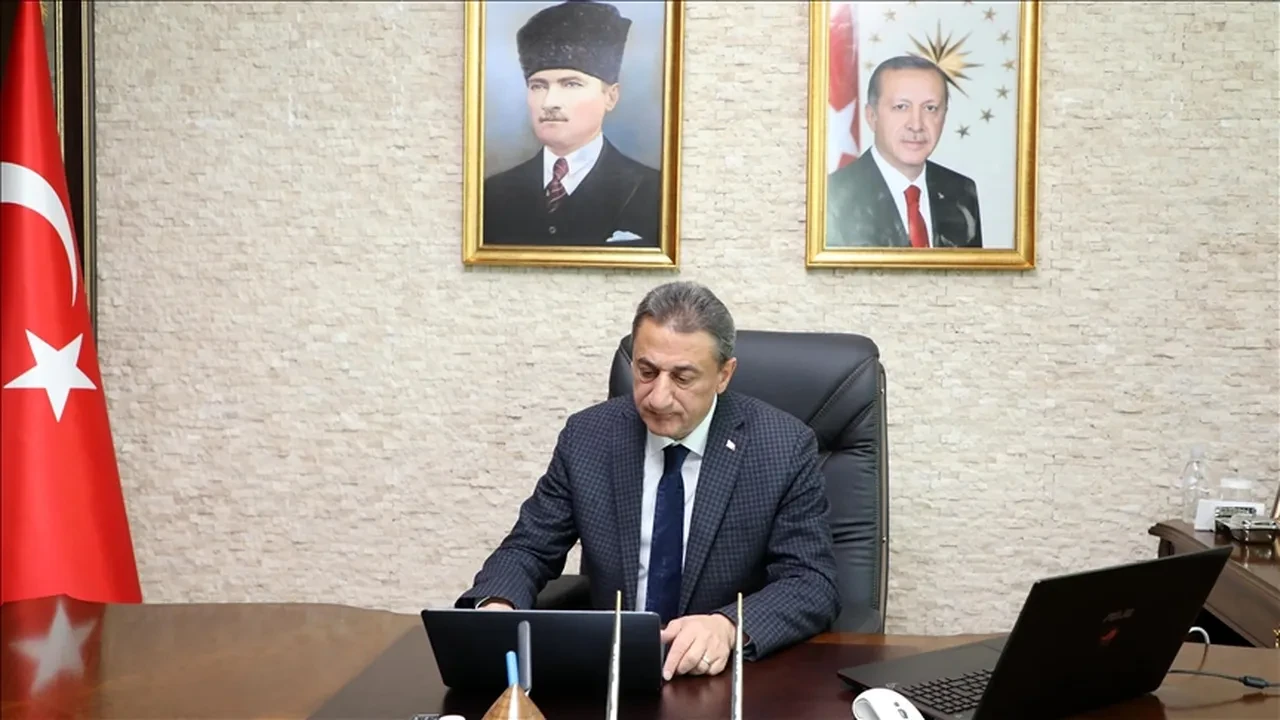 Erol Karaömeroğlu kimdir, öldü mü? Eski Bitlis Valisi Sivas'ta trafik kazası geçirmişti