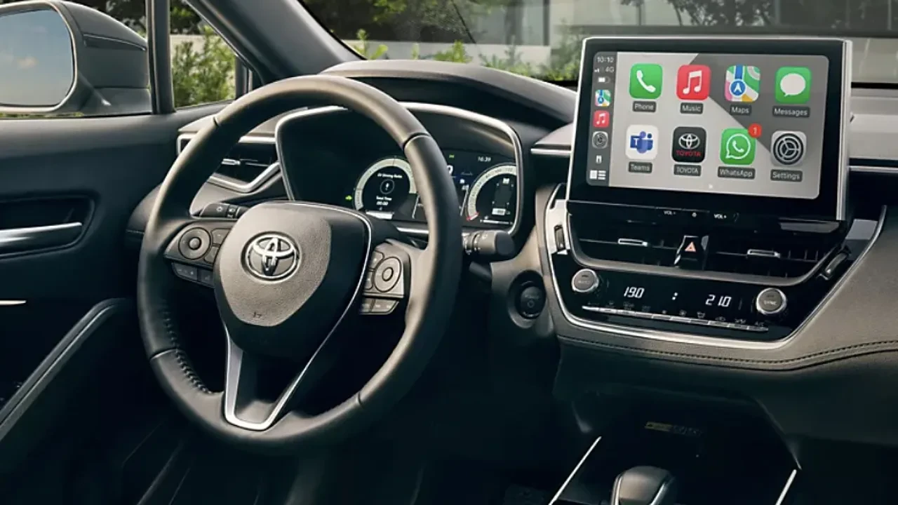 Toyota Corolla Cross Hybrid Türkiye'de satışa sunuldu: İşte fiyatı