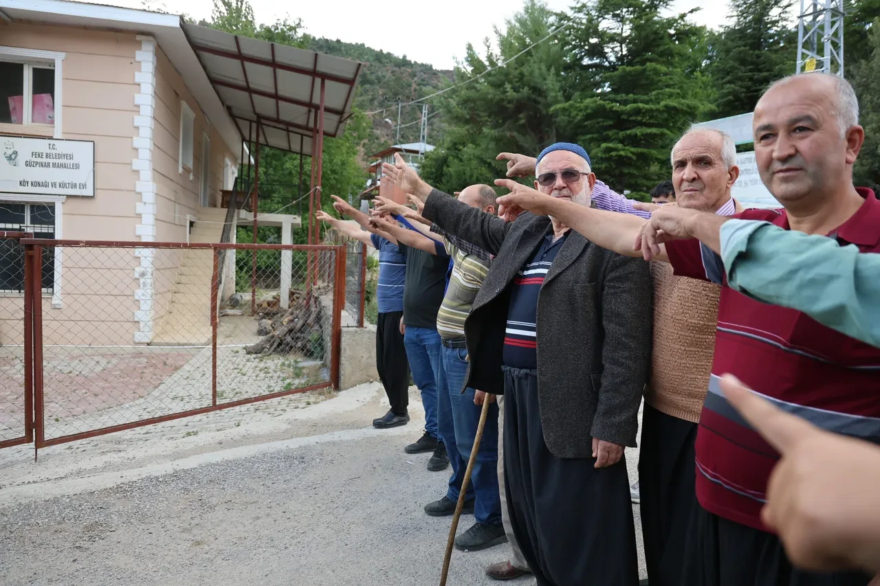 Türk filmlerini aratmayan olay o ilimizde yaşandı! Muhtar köylüyü kandırdı, gerçek seçimi kaybedince ortaya çıktı! 