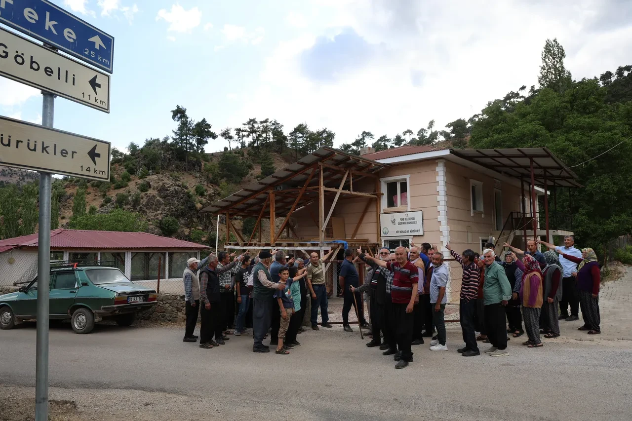 Türk filmlerini aratmayan olay o ilimizde yaşandı! Muhtar köylüyü kandırdı, gerçek seçimi kaybedince ortaya çıktı! 